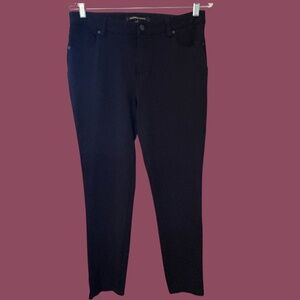 Andrew Marc Black Slacks/ Pants Size 8 - Pre-Loved